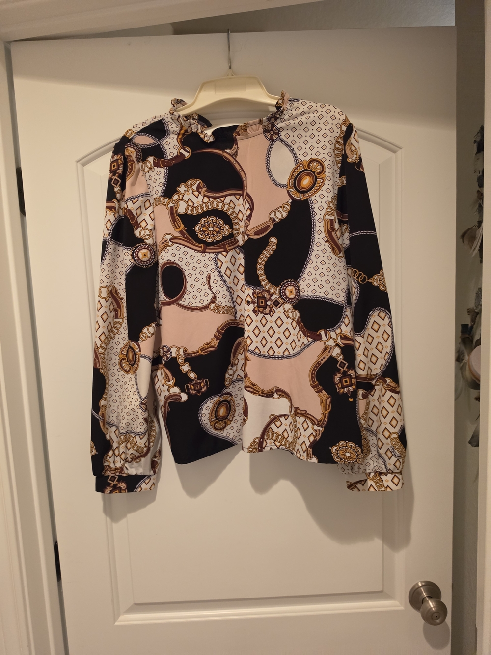 Printed Chain-Pattern Long Sleeve Blouse - Navy Blue & Pink